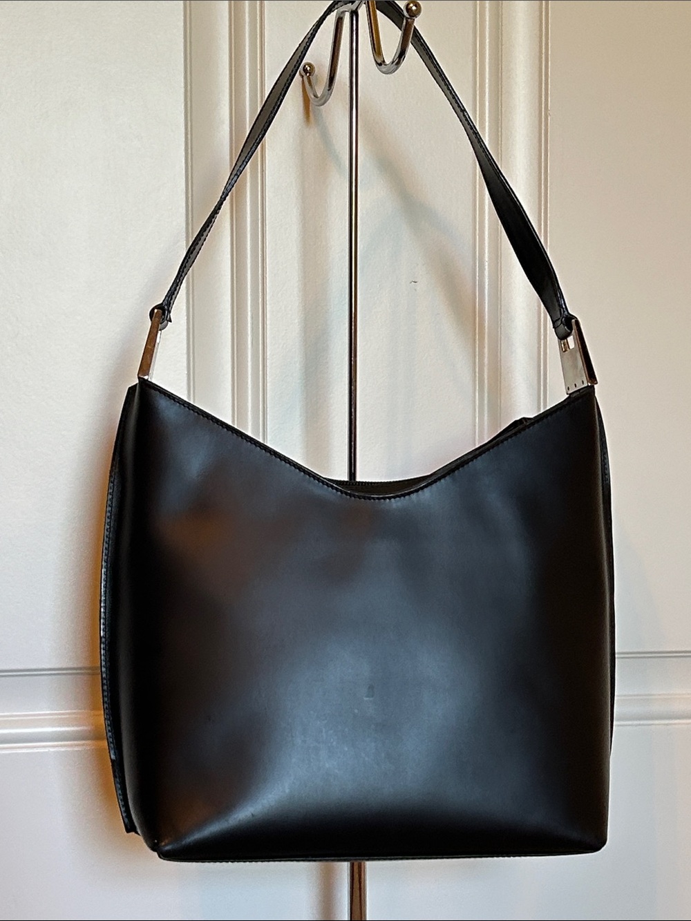 Gucci Tom Ford Black Leather Shoulder Bag - Amazing!
